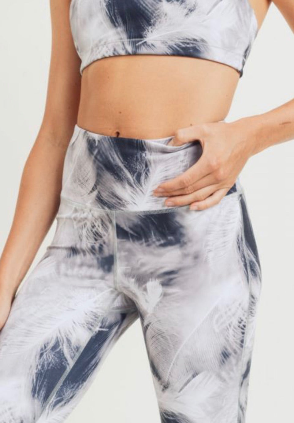 Feather Well High Waist Leggings in